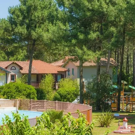 Maisonnette Mitoyenne 2 Etoiles Paisible Piscine Ocean Lac Velo Marche Ideal Pour Tous Lacanau Exterior photo